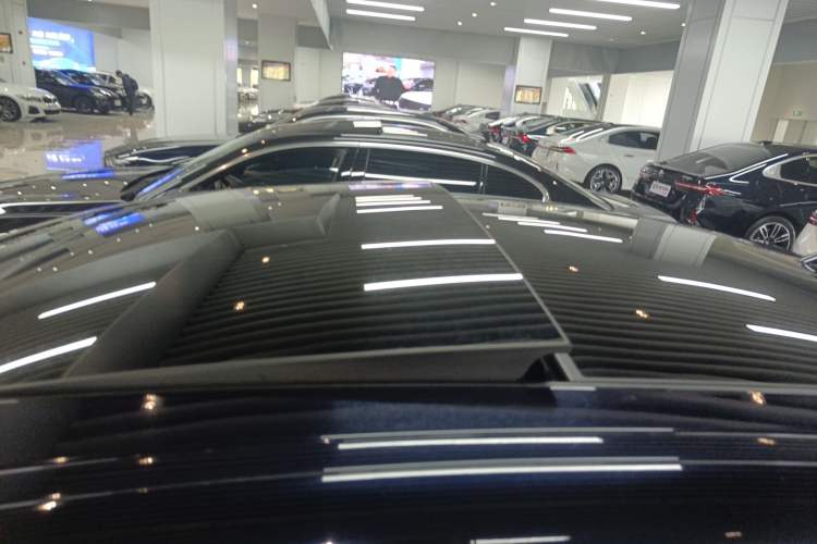 Used BMW 5 Series 2019 530Li Leading Model M Sport Package
