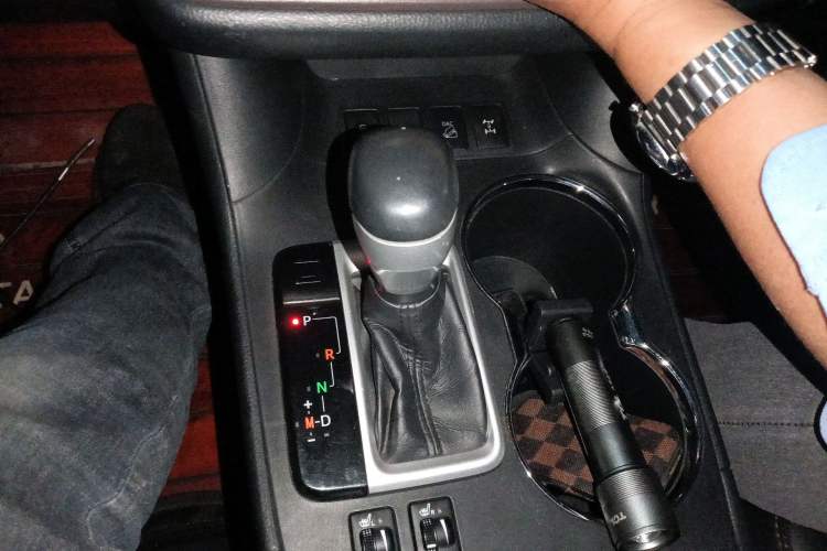 Used Toyota Highlander 2017 2.0T Four-Wheel Drive Luxury Edition 7 Seats
