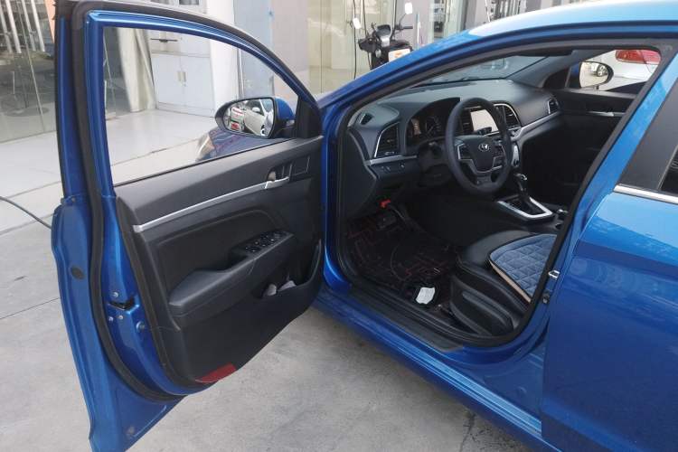 Used Hyundai Elantra (6th Generation / Lingdong) 2016 1.6L Automatic ZhiXuan – Elite Version
