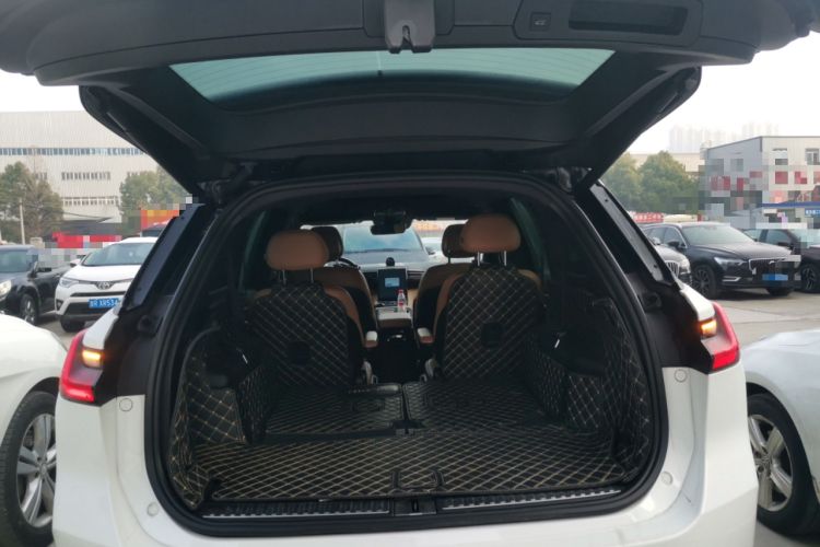 Used Nio ES8 2022 75 kWh Six-Seater Version