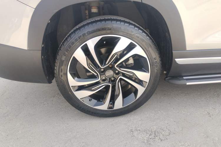 Used JETOUR X90 2019 1.5T Automatic Smart Enjoyment 6-Seater Emission Standard China V