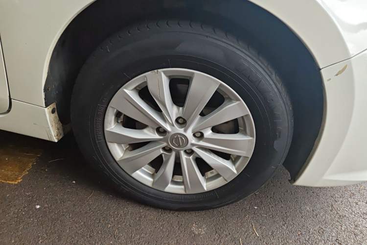 Used Nissan Teana 2016 2.0L XL Comfort Edition Right Front Wheel Hub