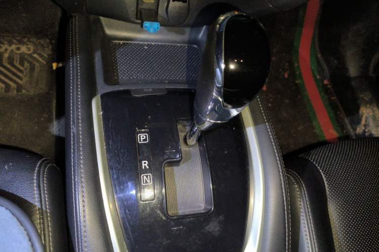 Used Nissan X-Trail 2015 2.0L CVT Comfort MAX Edition 2WD