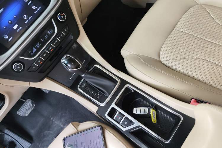 Used Geely Auto Emgrand 2017 Sedan Million Edition 1.5L CVT Luxury Model