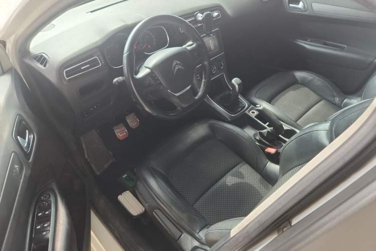 Used Citroen C4 Sega 2016 1.6L Manual Luxury Model