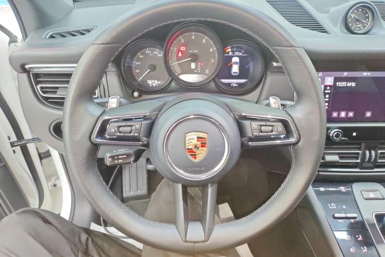 Used Porsche Macan 2023 Macan 2.0T