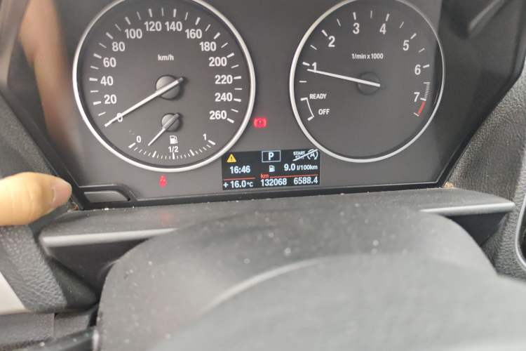 Used BMW 1 Series 2013 Revised 116i Leading Edition Odometer Close Up