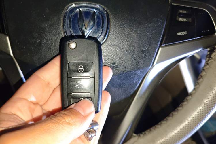 Used Changan Eado 2015 1.6L Manual Luxury Model China IV Standard
