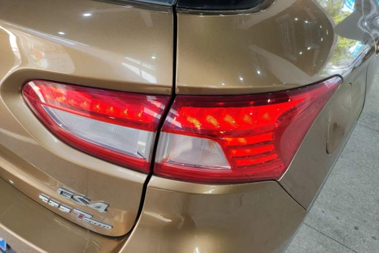 Used GAC Trumpchi GS4 2016 235T G-DCT Elite Edition
