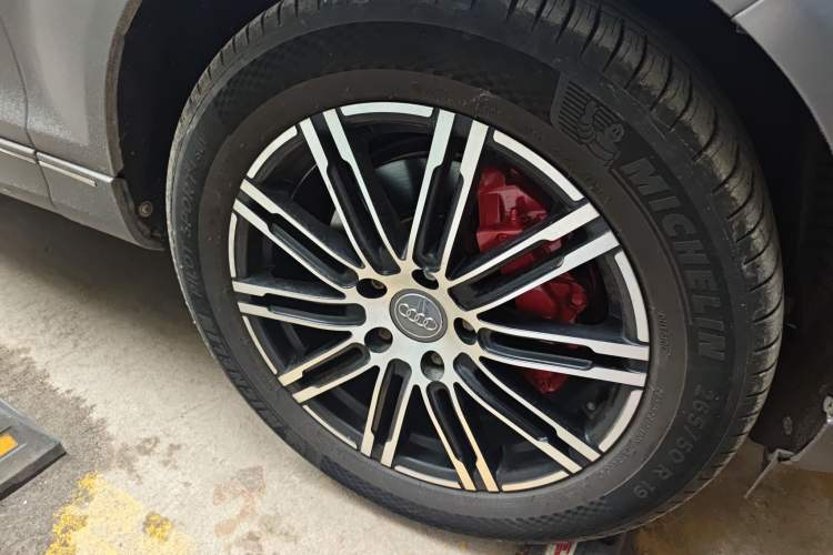 Used Audi Q7 2011 3.0 TFSI Ambition (200kW)
