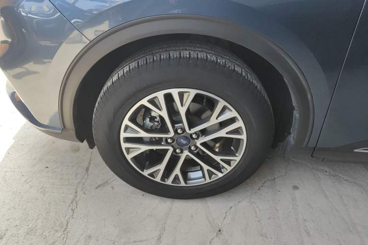 Used Ford Escape 2020 EcoBoost 245 4x4 Enjoyment Model Exterior 4