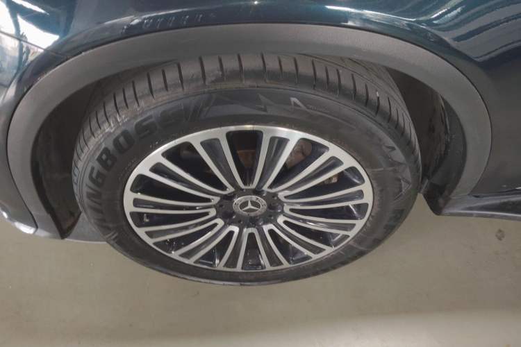 Used Mercedes-Benz GLC 2019 GLC 260 L 4MATIC Dynamic Model Exterior 4