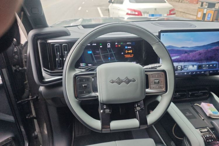 Used Formula Leopard 5 2023 Navigator Edition
