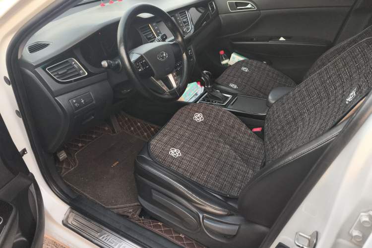 Used Hyundai Mistra 2016 1.8L Automatic Smart GLS
