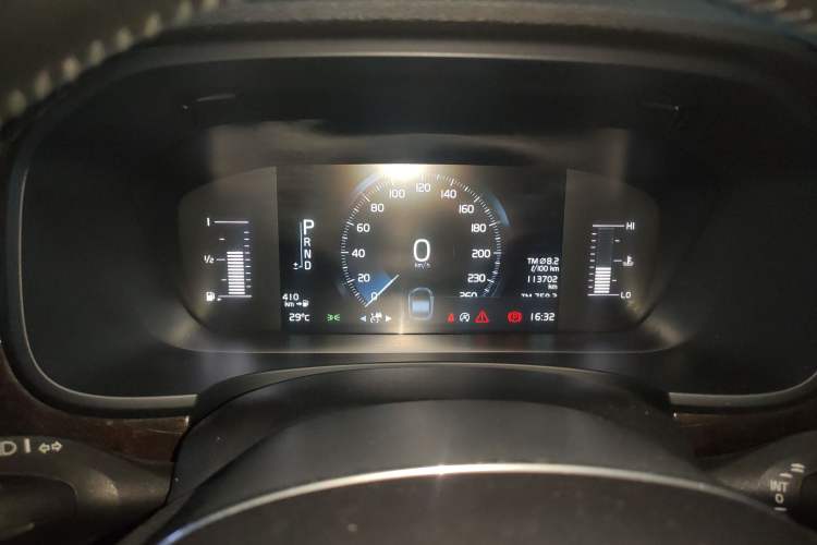 Used Volvo S90 2018 T4 Zhiyuan Edition Instrument Cluster