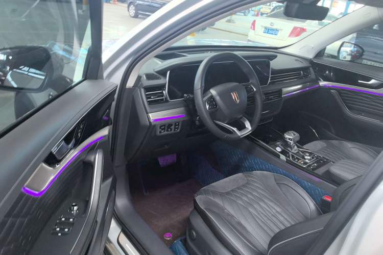 Used Hongqi HS5 2022 Facelifted Version 2.0T Smart Connect Flagship All-Wheel-Drive Edition