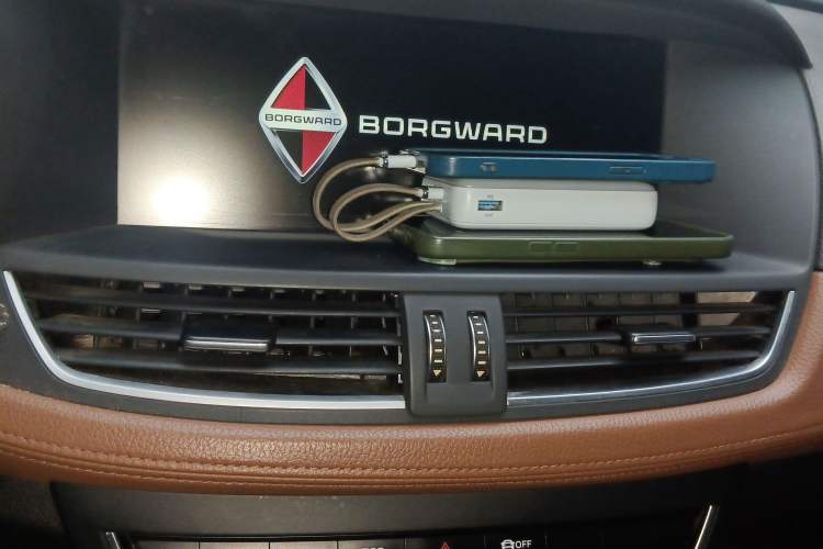 Used BORGWARD BX7 2018 28T 2WD Comfort Version 5 Seats China VI Emission Standard
