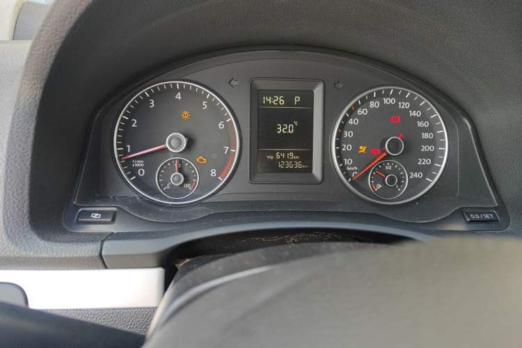 Used Volkswagen Sagitar 2011 1.6L Automatic Comfort Edition