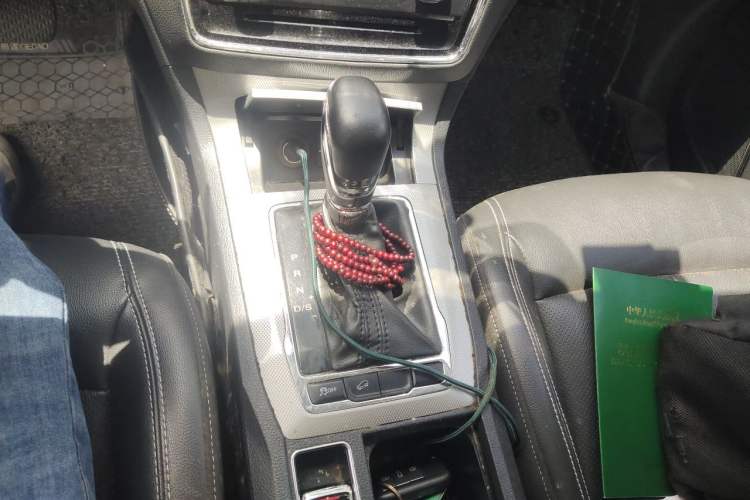 Used Roewe RX5 2018 20T Two-Wheel Drive Automatic Flagship Edition
