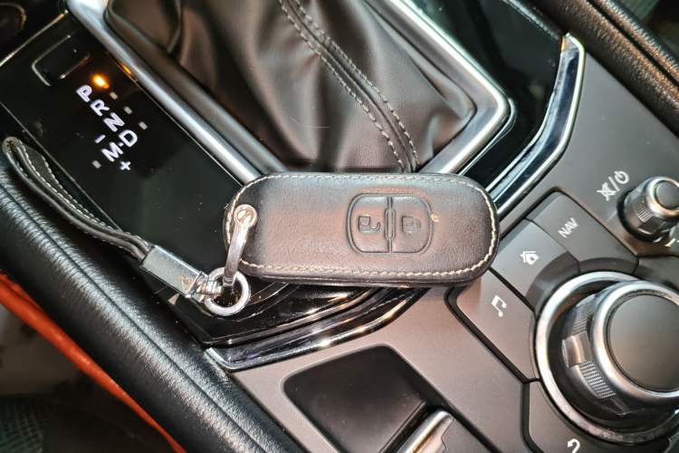 Used Mazda CX-5 2020 2.0L Automatic Two-Wheel Drive Smart Version Vehicle Key