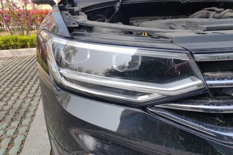 Used Volkswagen Tiguan L 2022 330TSI Automatic Two-Wheel Drive R-Line Enhanced Edition
