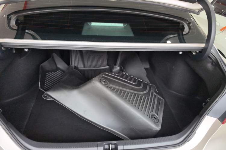 Used Toyota Camry 2021 2.0G Luxury Edition