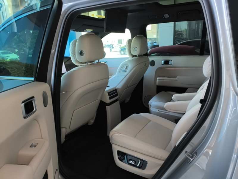 Used Li Auto L9 2022 Max model — 16