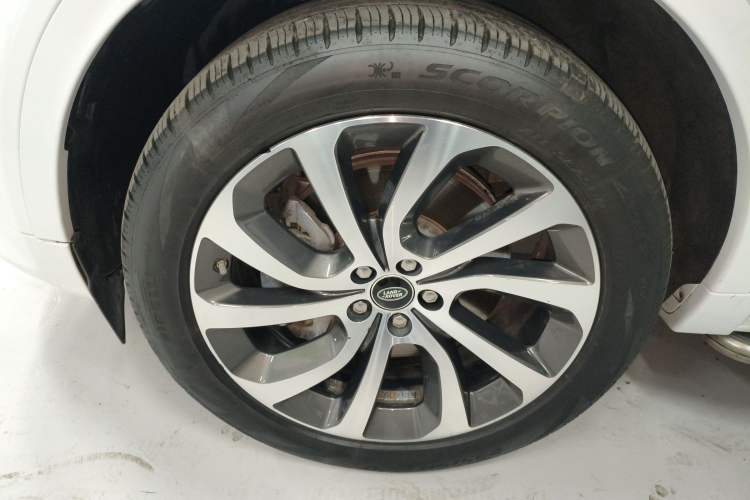 Used Land Rover Discovery Sport 2020 249 PS R-Dynamic Performance Edition