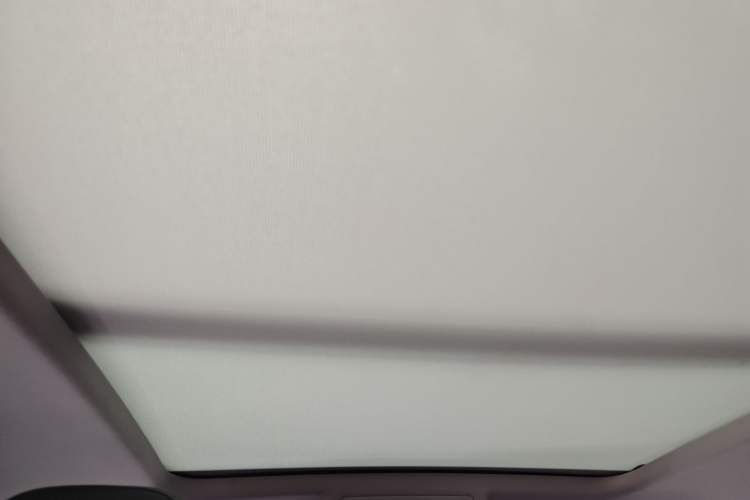 Used Volkswagen Tacqua 2021 280TSI DSG R-Line Connected Version
