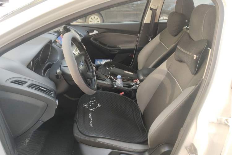 Used Ford Focus 2012 Hatchback 1.6L Automatic Comfort Model
