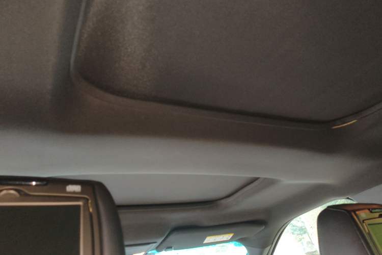 Used Ford Explorer 2013 3.5L Deluxe Model Headliner