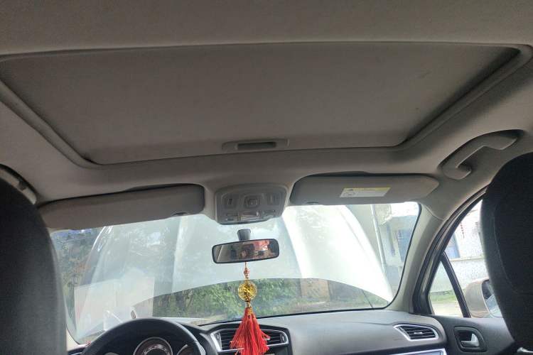 Used Citroen C4L 2014 1.8L Intelligent Drive Automatic Dynamic Model Headliner