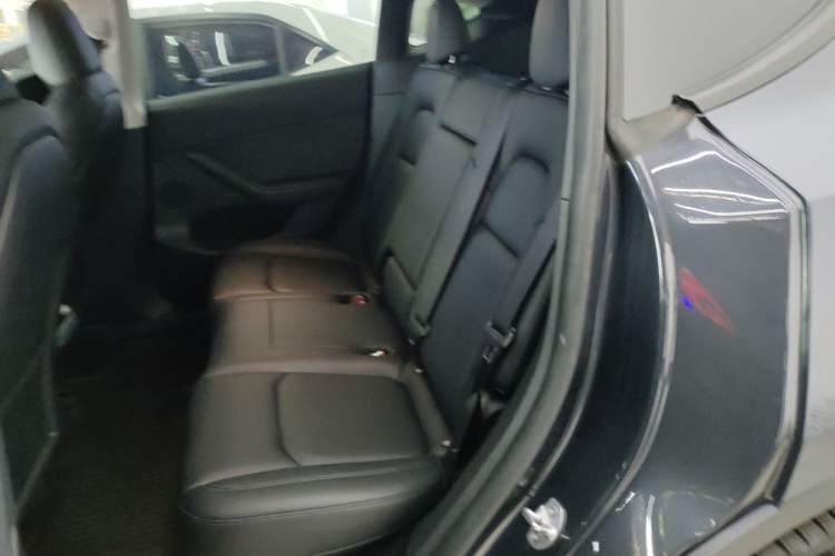 Used Tesla Model Y 2024 Rear-Wheel-Drive Version