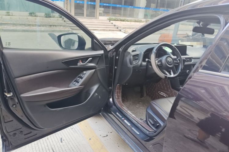 Used Mazda CX-4 2020 2.0L Automatic Two-Wheel Drive Blue Sky Luxury Edition
