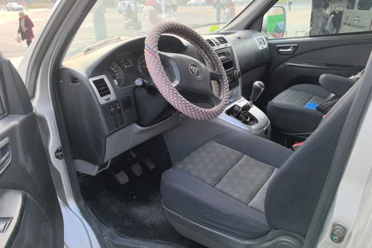 Used Foton Scenic G5 2020 2.0L Long-Wheelbase Flat-Roof 6-Seater Multi-Purpose Passenger Vehicle 1TZS