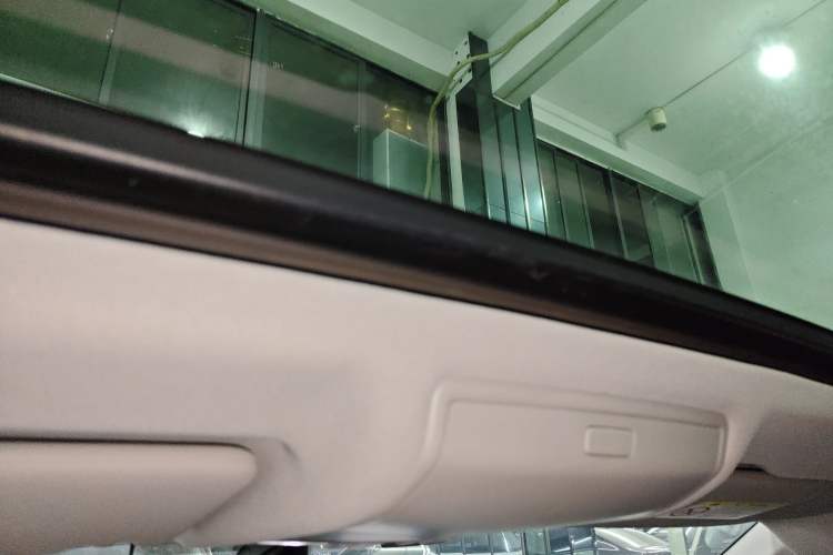 Used Volkswagen Tiguan L 2022 330TSI Automatic Two-Wheel Drive R-Line Enhanced Edition