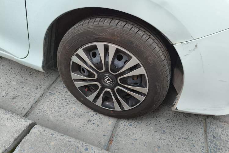 Used Honda City 2017 1.5L manual Comfort version Right Front Wheel Hub