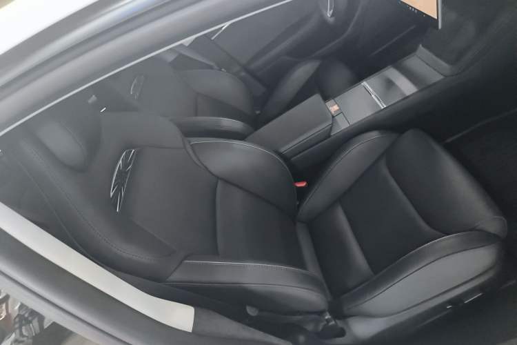 Used Tesla Model 3 2024 High-Performance All-Wheel-Drive Version
