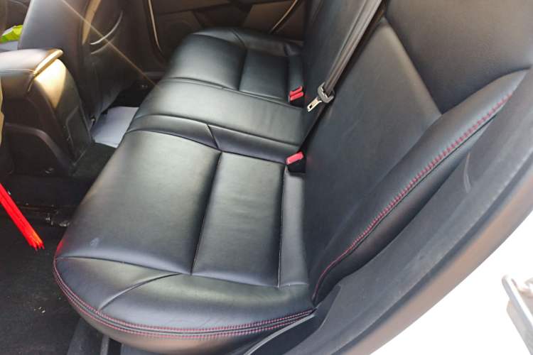 Used Ford Focus 2012 Hatchback 1.6L Manual Comfort Model
