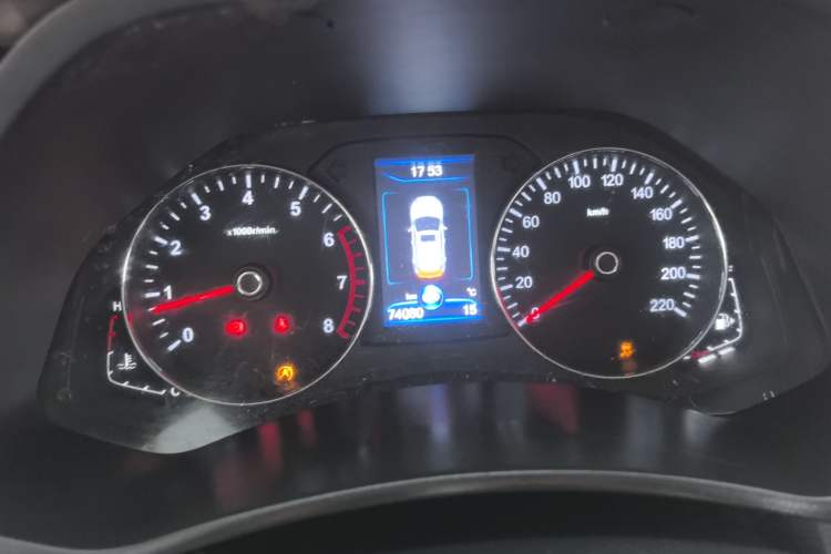 Used FAW Senya R7 2016 1.6L Manual Smart Version
