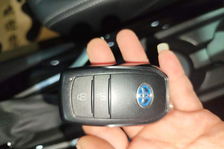 Used Toyota FRONTLANDER 2023 2.0L Smart Electric Hybrid Dual-Engine Luxury Edition