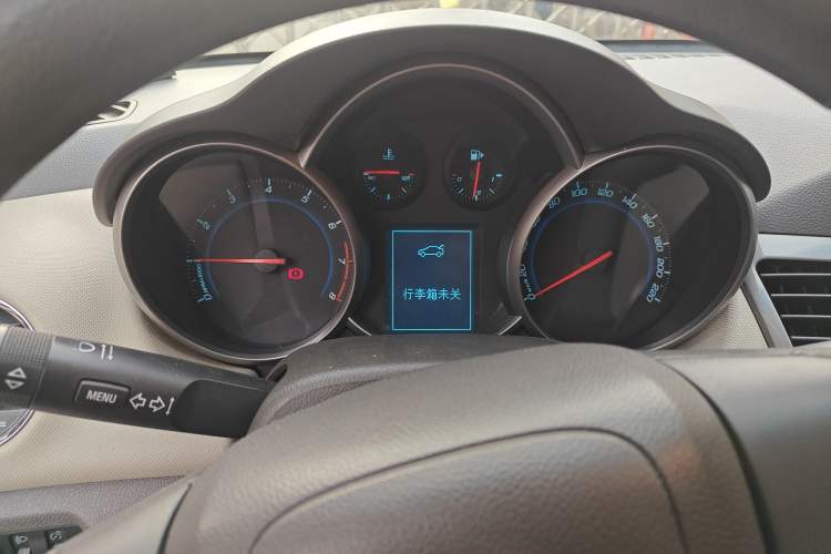 Used Chevrolet Cruze 2015 1.5L Classic SE MT
