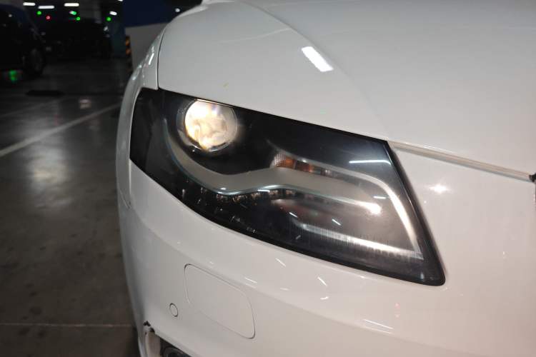 Used Audi A4L 2010 2.0 TFSI Technology Edition
