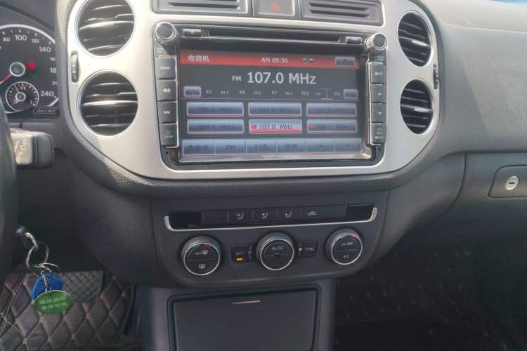 Used Volkswagen Tiguan 2015 1.8TSI Automatic Two-Wheel Drive Comfort Edition
