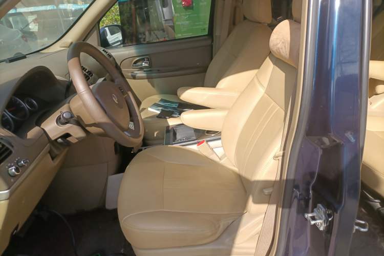 Used Buick GL8 2014 2.4L Classic Edition Left Front Seat
