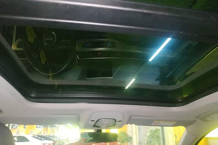 Used Audi A4L 2019 40 TFSI Fashion Edition China VI Emission Standard
