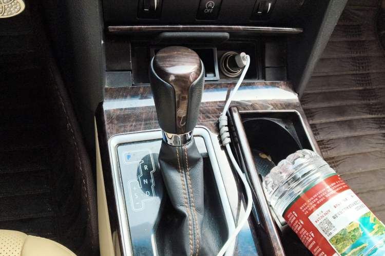 Used Toyota Camry 2016 2.0G 10th Anniversary Leading Edition Gear Lever