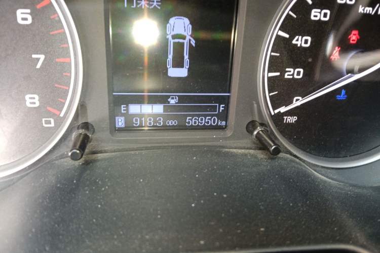 Used Dongfeng Palazzo 2021 1.8T Manual Two-Wheel Drive Elite Edition Odometer Close Up