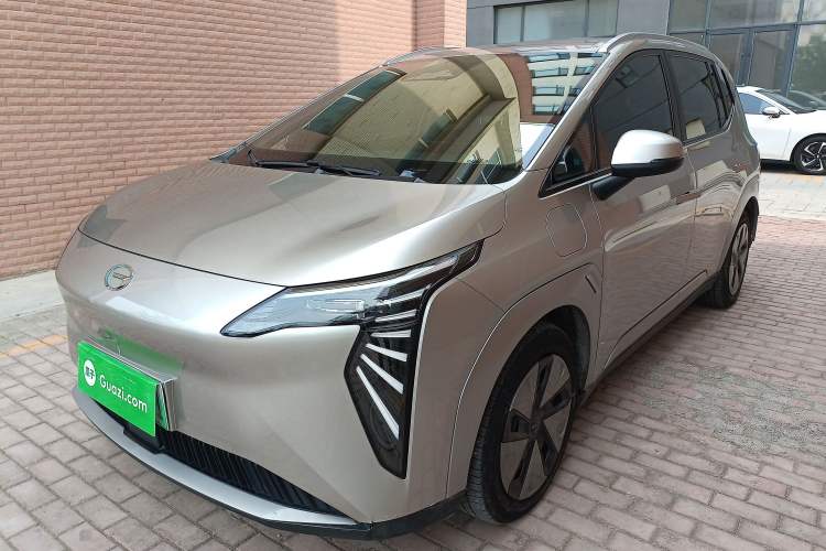 Used AION Y 2024 Younger