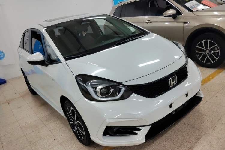 Used Honda LIFE 2021 1.5L CVT SPO-SS Dynamic Edition Front Right 45 Deg